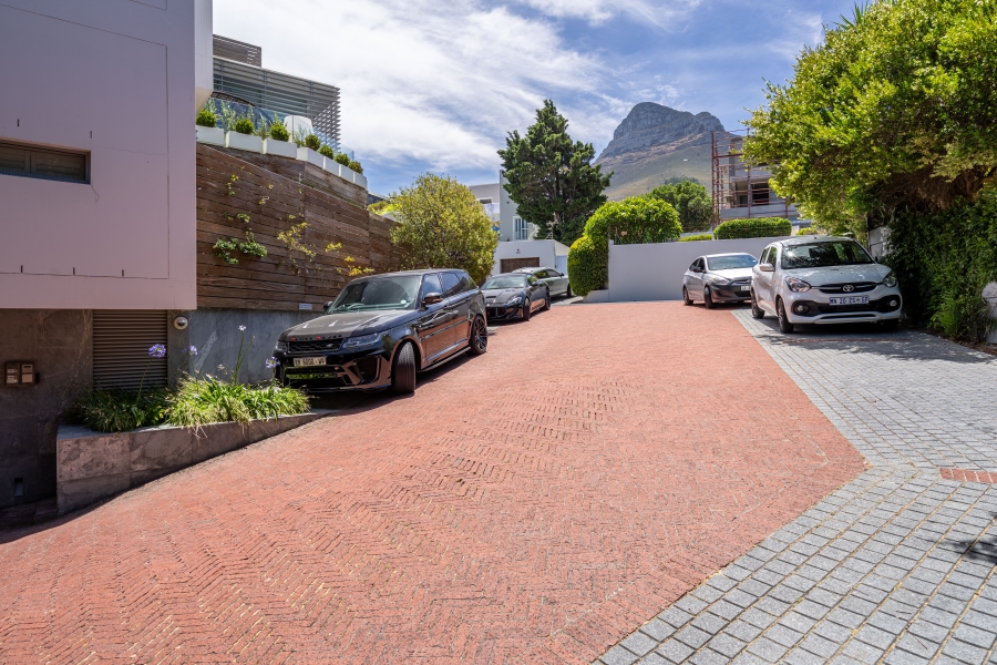 3 Bedroom Property for Sale in Camps Bay Western Cape